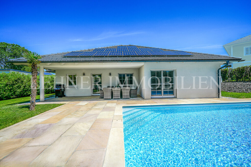 Lehner Immobilien Bungalow mit Swimmingpool in Mellach