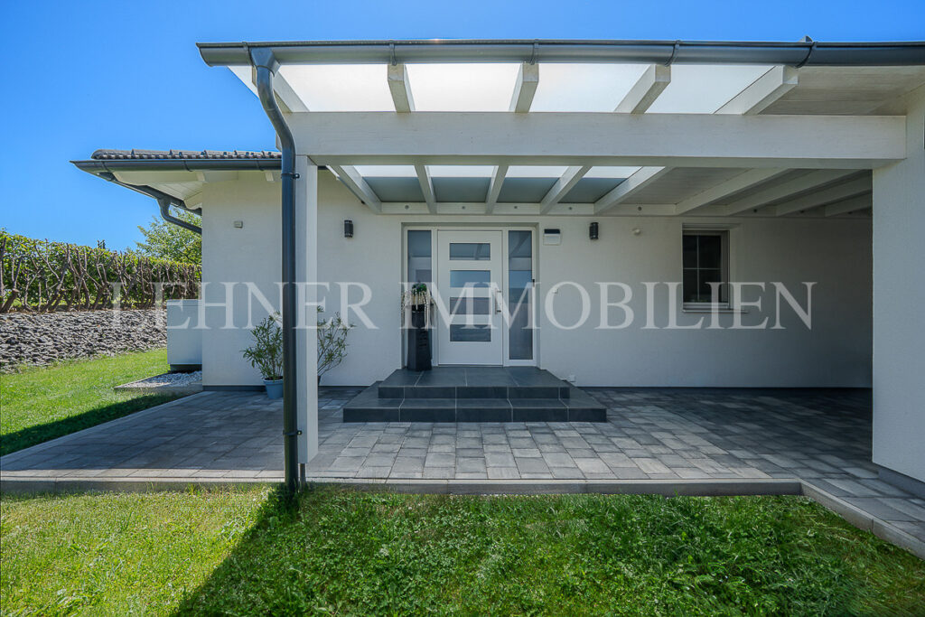 Lehner Immobilien Bungalow mit Swimmingpool in Mellach