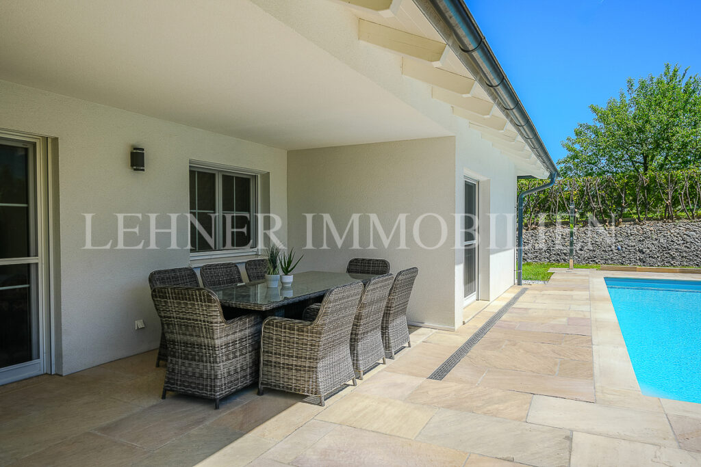 Lehner Immobilien Bungalow mit Swimmingpool in Mellach