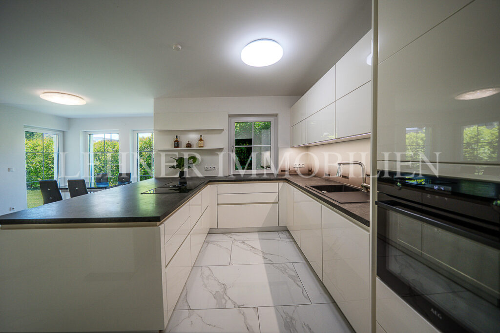 Lehner Immobilien Bungalow mit Swimmingpool in Mellach