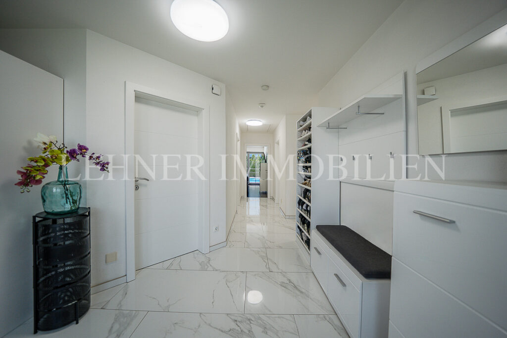 Lehner Immobilien Bungalow mit Swimmingpool in Mellach