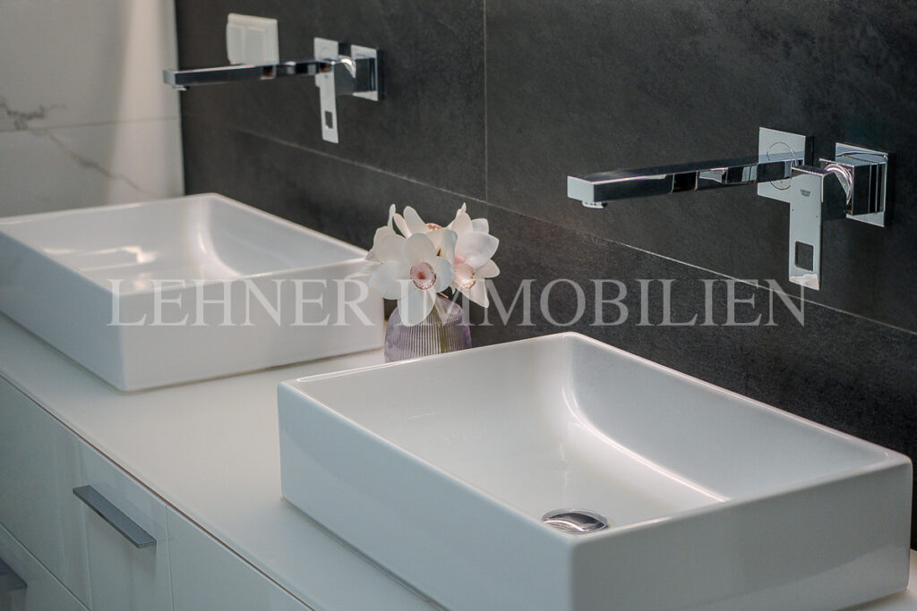 Lehner Immobilien Bungalow mit Swimmingpool in Mellach