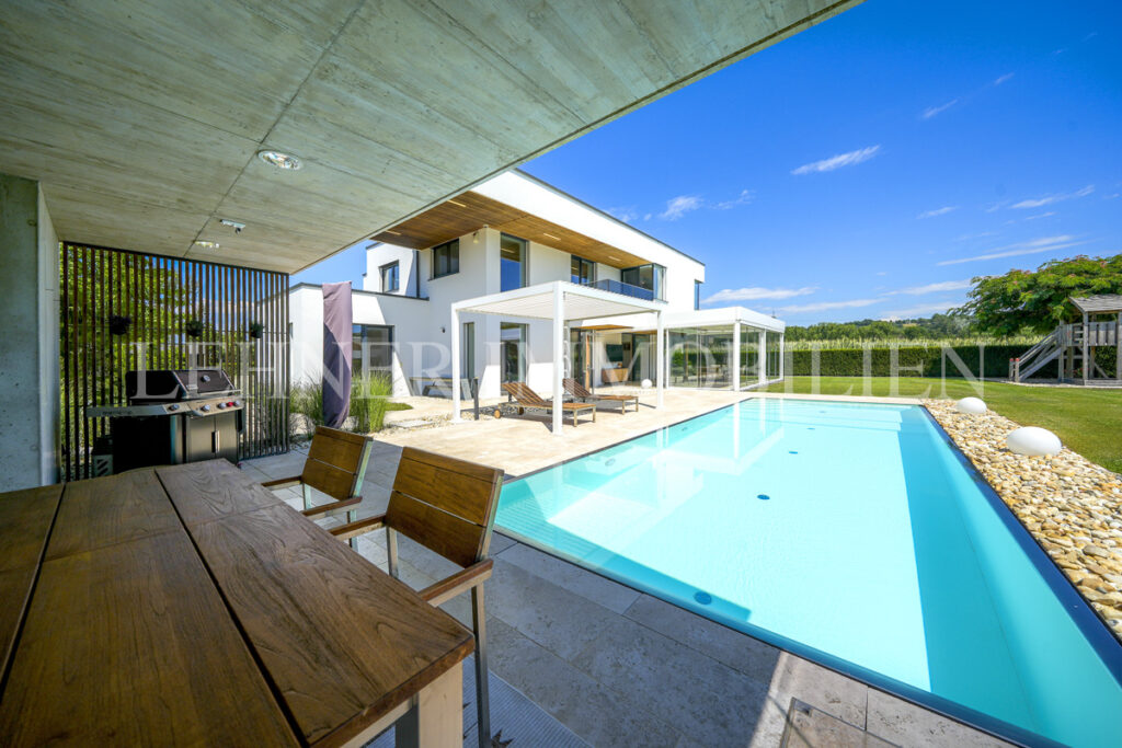 Lehner Immobilien luxuriöse exklusive Villa mit Pool in Werndorf