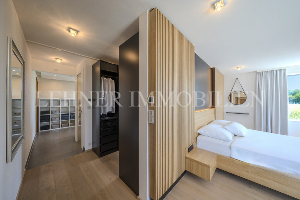 Lehner Immobilien luxuriöse exklusive Villa mit Pool in Werndorf