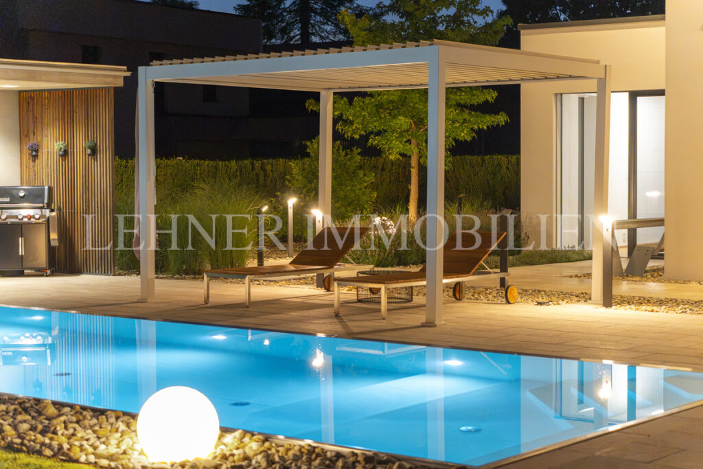 Lehner Immobilien luxuriöse exklusive Villa mit Pool in Werndorf