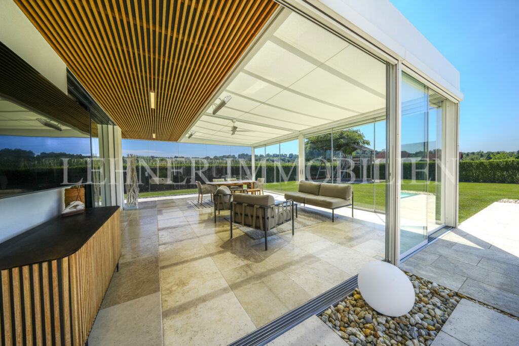 Lehner Immobilien luxuriöse exklusive Villa mit Pool in Werndorf