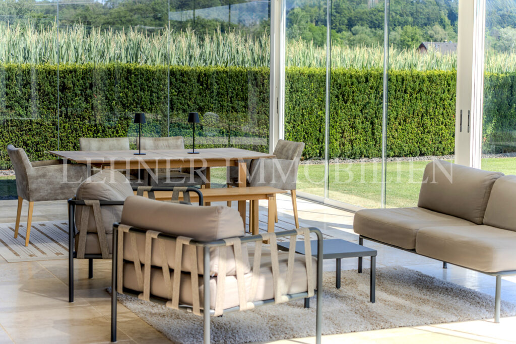 Lehner Immobilien luxuriöse exklusive Villa mit Pool in Werndorf