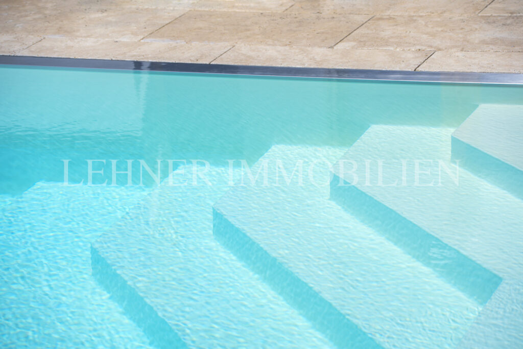 Lehner Immobilien luxuriöse exklusive Villa mit Pool in Werndorf