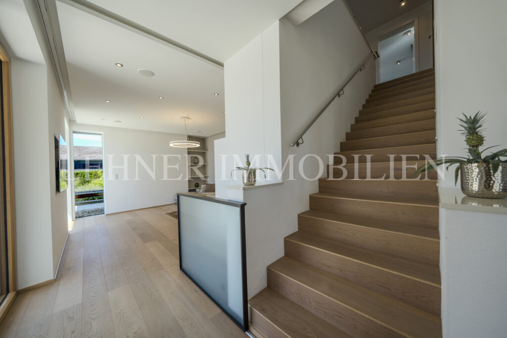 Lehner Immobilien luxuriöse exklusive Villa mit Pool in Werndorf