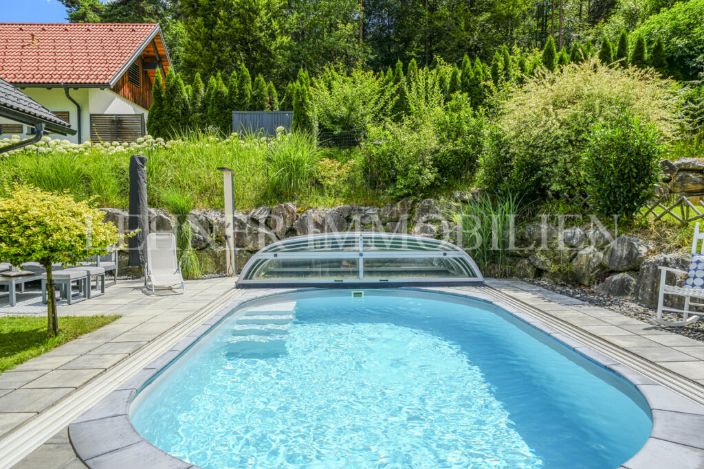 Lehner Immobilien Schöner Bungalow in ruhiger Waldrandlage in Tobelbad