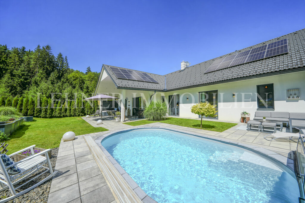 Lehner Immobilien Schöner Bungalow in ruhiger Waldrandlage in Tobelbad