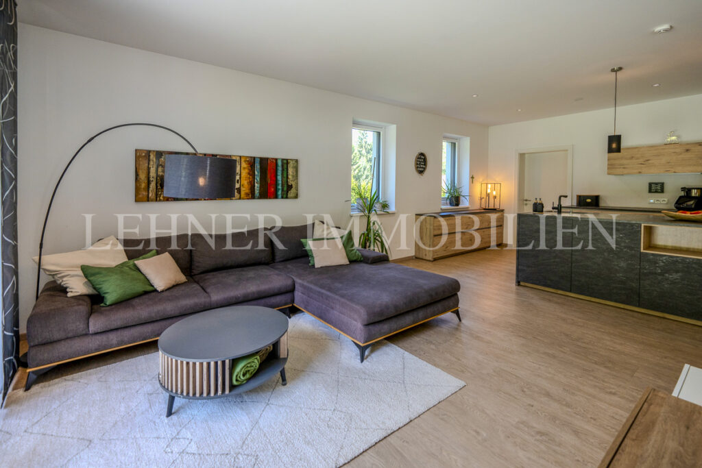 Lehner Immobilien Schöner Bungalow in ruhiger Waldrandlage in Tobelbad