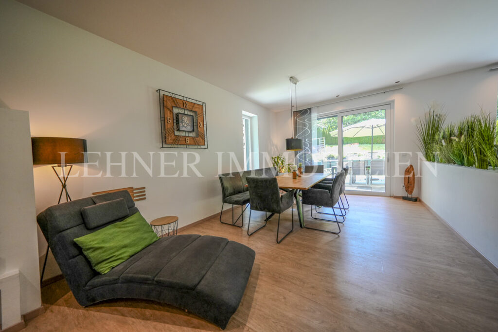 Lehner Immobilien Schöner Bungalow in ruhiger Waldrandlage in Tobelbad