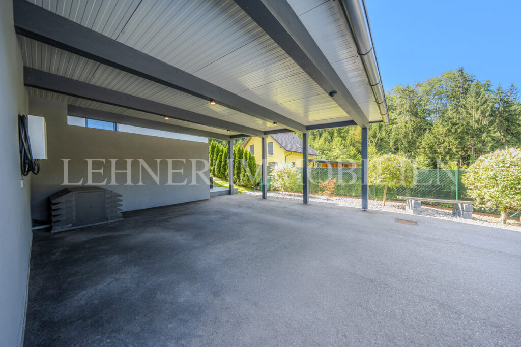 Lehner Immobilien Schöner Bungalow in ruhiger Waldrandlage in Tobelbad