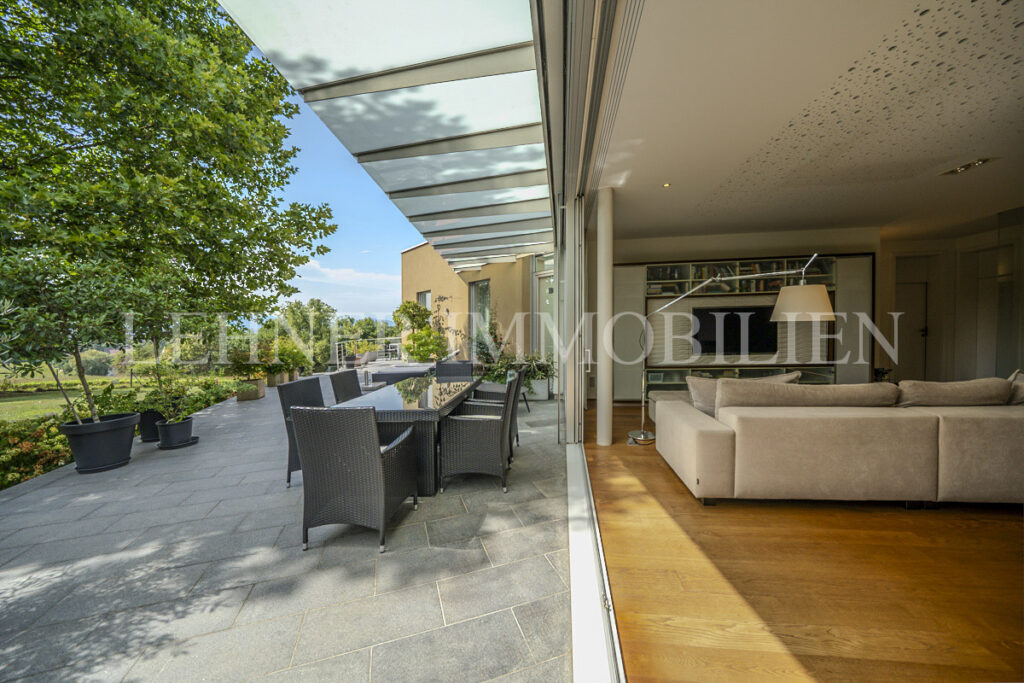 Lehner Immobilien exklusive Architektur Villa mit traumhafter Aussicht in Lieboch