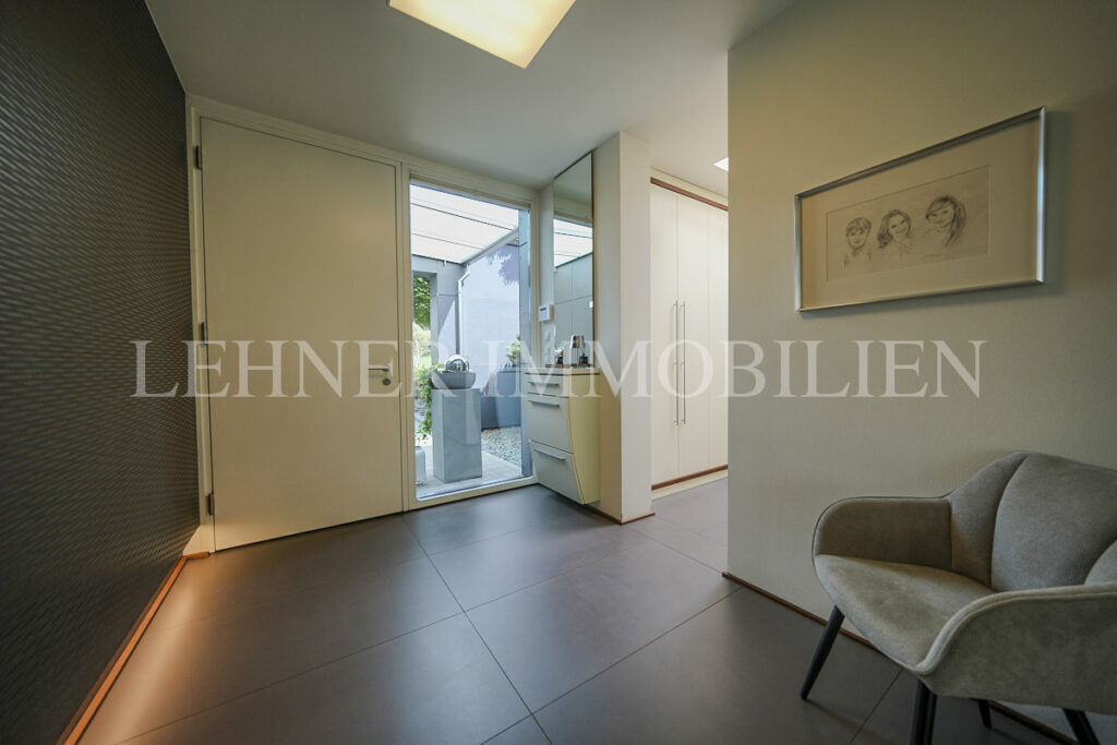 Lehner Immobilien exklusive Architektur Villa mit traumhafter Aussicht in Lieboch