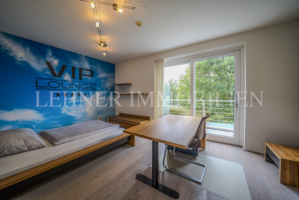 Lehner Immobilien exklusive Architektur Villa mit traumhafter Aussicht in Lieboch