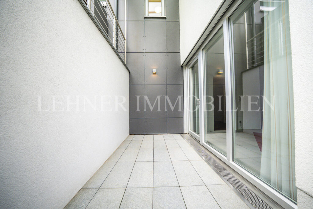 Lehner Immobilien exklusive Architektur Villa mit traumhafter Aussicht in Lieboch